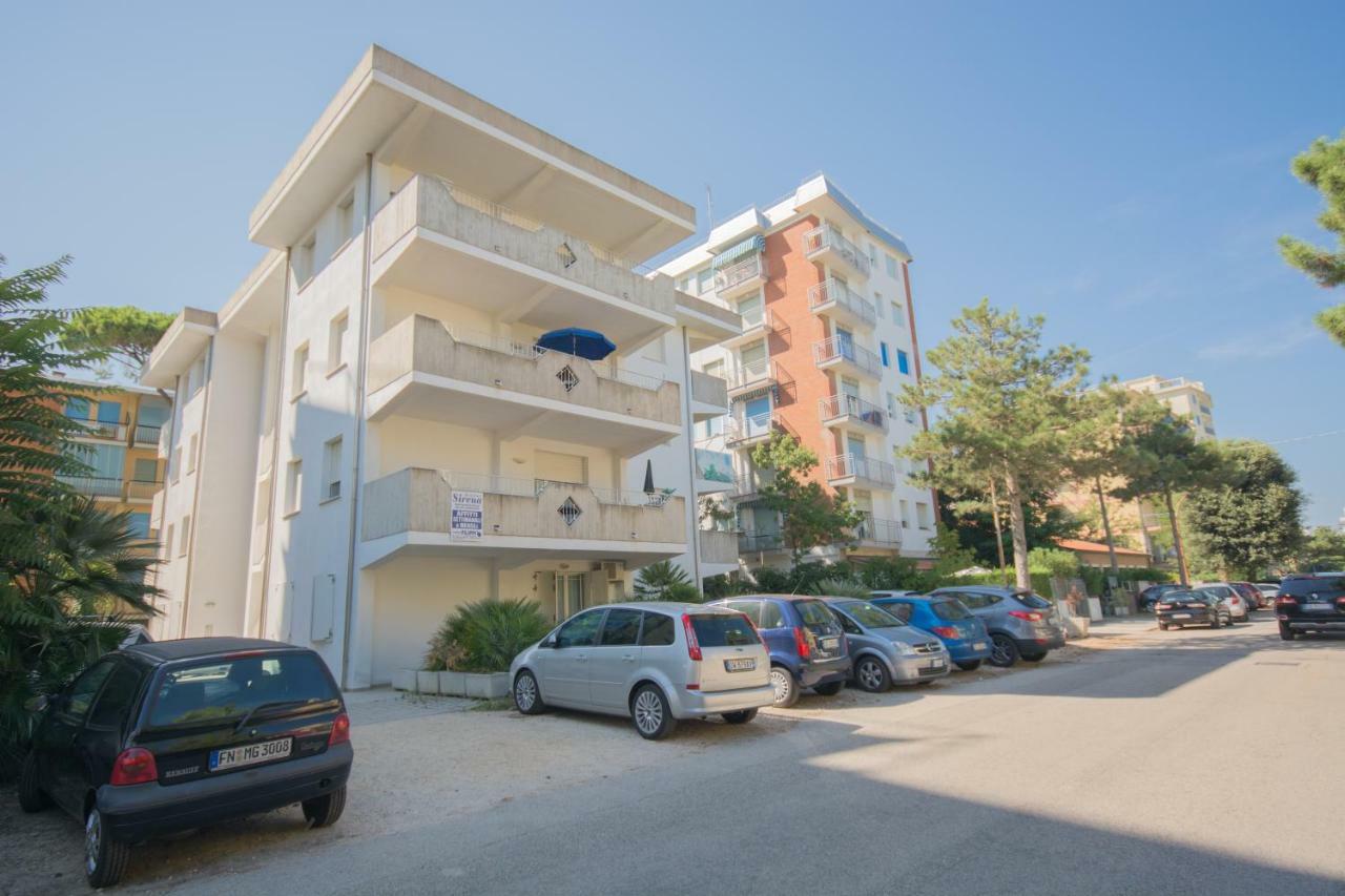 Sirena Apartments Лідо-дельї-Естензі Екстер'єр фото